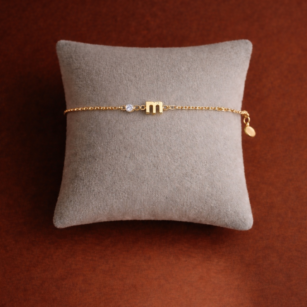 Initial dainty bracelet